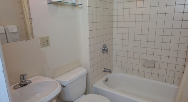 Трёхместный номер Standard Restwel Motel