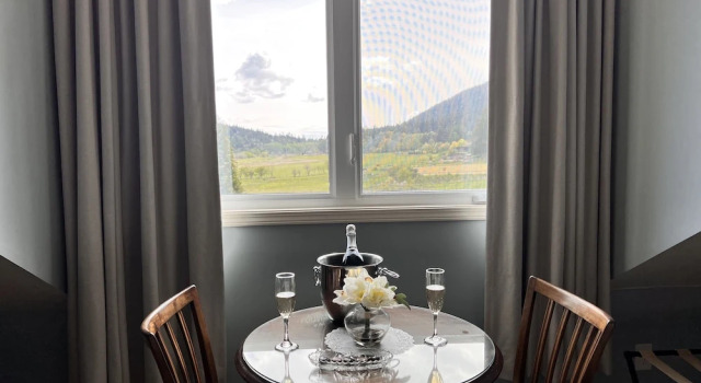 Номер Grand Woodstone Manor Inc.
