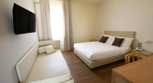 Трёхместный номер Standard Hotel Enzo
