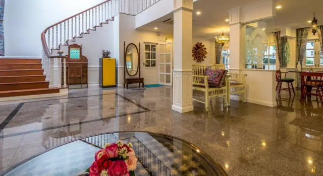 Chiangmai Singharat Road Villa, Забронировать Вилла Виллы Чиангмай, рядом с Kad Suan Kaew Shopping Centre, Вилла
