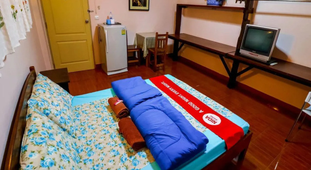 NIDA Rooms Min Buri 6 Floating Market, Rezervovat Hotel Hotely v Central Thailand se snídaní, Snídaně