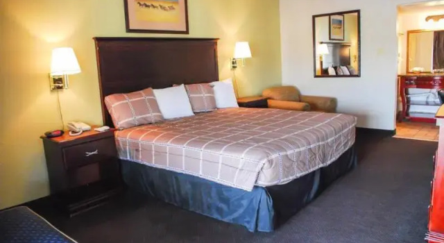 Americas Best Inn & Suites Arlington, Tx