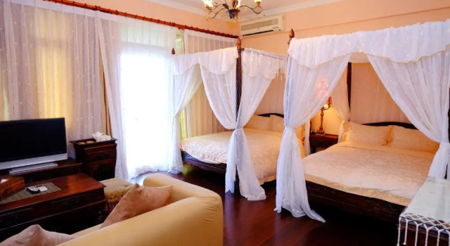 Moon House B&B, Забронировать Отель «постель и завтрак» Хуалянь Уезд Хуалянь