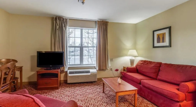 Четырёхместный люкс с 2 комнатами MainStay Suites Columbia Harbison