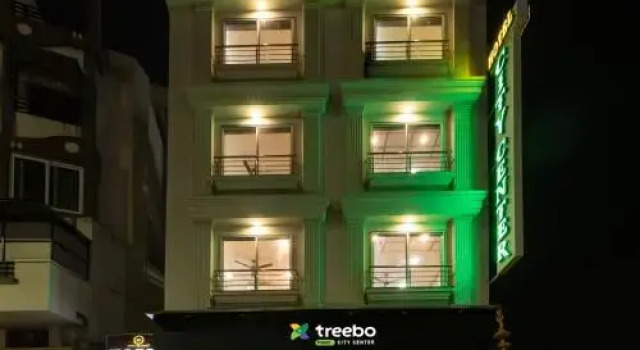 Hotel Center City by OYO Rooms, Забронировать Отель Отели штата Махараштры 3 звезды, 3*
