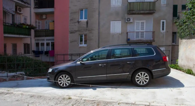 Apartment Natalia Old Town, Prenota Appartamento Hotel a Croatian Islands con parcheggio, Parcheggio