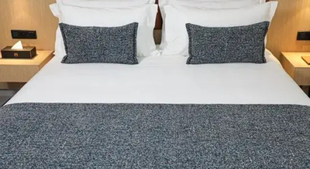 Люкс с балконом MH HOTEL Nouakchott