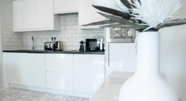 SERRENDY - CANNES 2-bedroom apartment right the famous Croisette!, Забронировать Апартаменты/квартира Отели Канн с парковкой, рядом с La Californie, Парковка