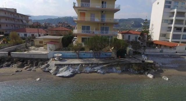 Коттедж с 2 комнатами Xylokastro Beachfront Residence