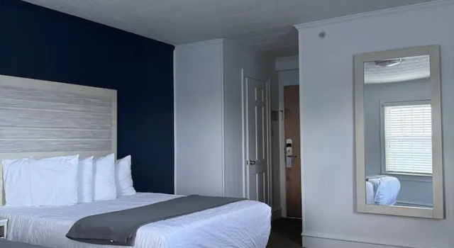 Четырёхместный номер Standard Francis Scott Key Family Resort
