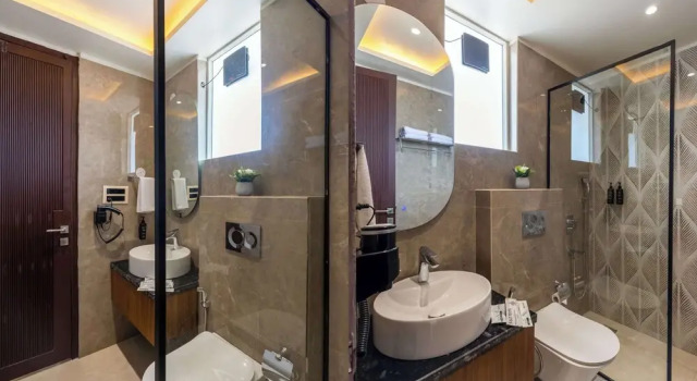 Двухместный номер Standard с балконом Saltstayz Premier - Sector 50 & Golf Course Ext Road