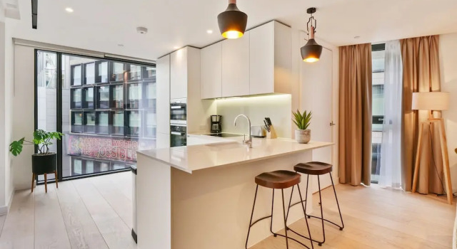 Номер Standard с балконом Southwark Residences by Aeria Apartments
