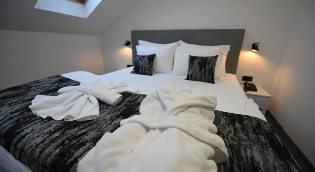 Апартаменты Deluxe Hotel Kole