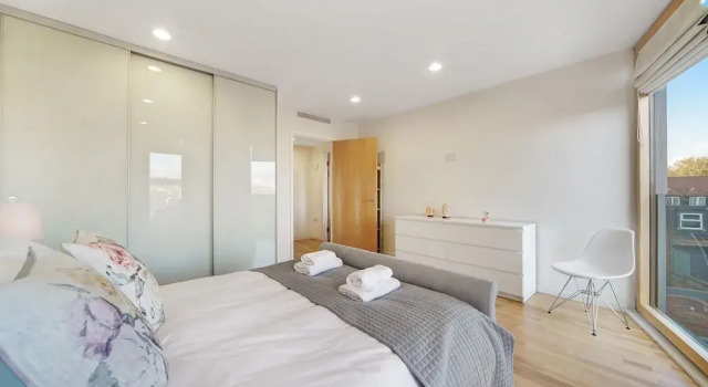 1 Bedroom Stylish Apartment near Regents Park FREE WIFI & AIRCON by City Stay Aparts London