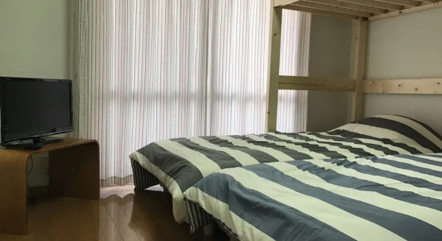 Guest House air one, Забронировать Гостевой дом Гостевые дома префектуры Фукуока, рядом с Станция метро Tenjin, Гостевой дом