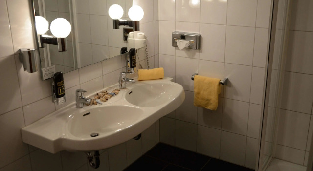 Трёхместный номер Standard AVALON Hotelpark Königshof