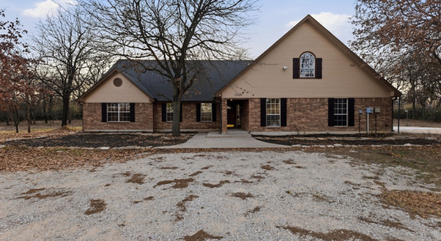 Oakwood Oasis: 1.4 Acres Of Tranquility 6 Bedroom Home, Забронировать Дом для отпуска Виллы Дентон, Вилла