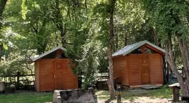 Четырёхместный номер Standard с видом на сад Los Coihues camping & hostel