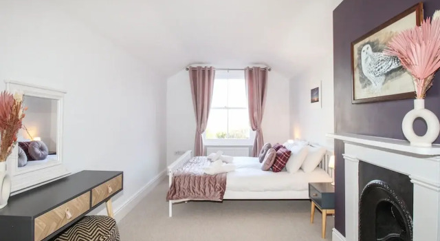 Wolf Cottage, Varaa Lomakoti Mökit kohteessa Merseyside, Mökki