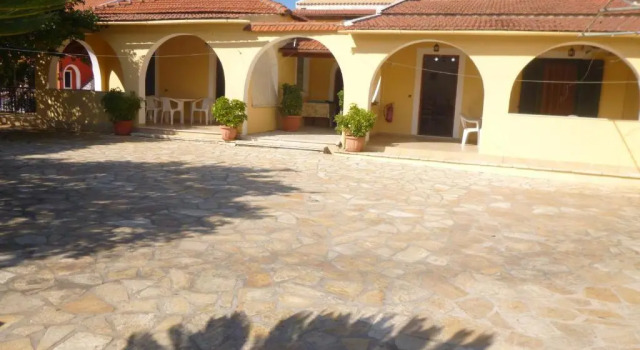 Бунгало Bungalows Niki