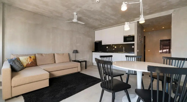 Апартаменты N1 Hostel Apartments and Suites