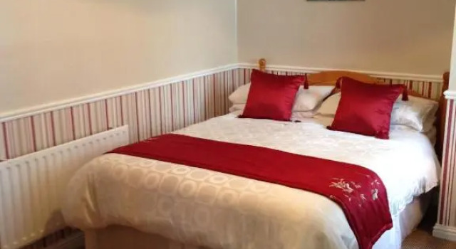 Atlantic House, Book Hotel Hotels in Clare with Parking, Parking