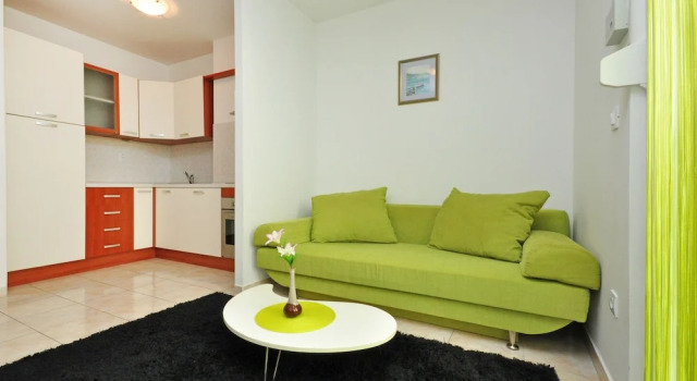 Апартаменты Comfort c 1 комнатой с видом на море Apartments Beverly