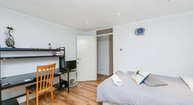 Comfy Room Close to the Center, Забронировать Отель Отели Англии 3 звезды, 3*