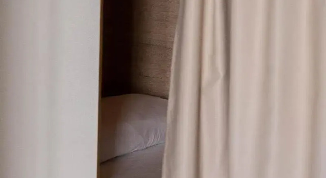 Кровать в общем номере с балконом U-Sense For You Hostel Sevilla