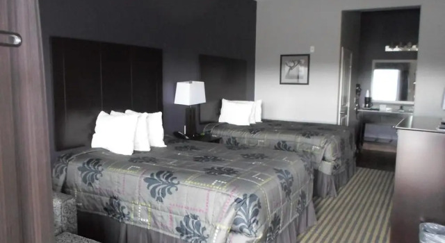 Четырёхместный номер Deluxe Studio 6 Beeville, TX