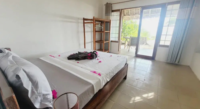 Lost Soles Lodge, Забронировать Отель Джамбиани Zanzibar Central