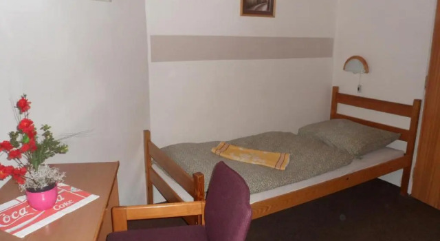 Номер Standard Pension Mikulka