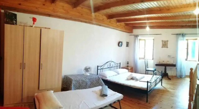 2 Floors House in Sinarades Near Beach, Забронировать Дом для отпуска Отели периферии Ионических островов с парковкой, Парковка