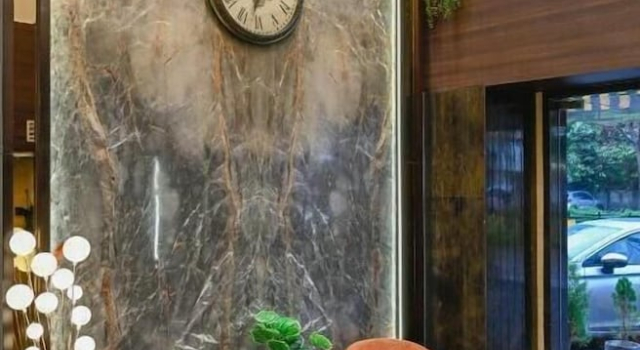 Hotel Grand Girdhar Premier