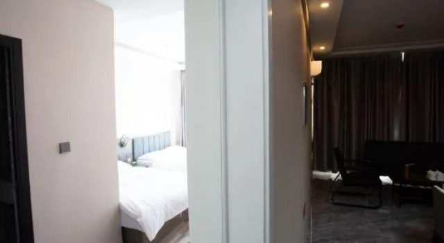 Люкс Home Inn Guomao
