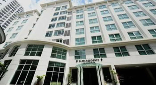 Отель The Bless Hotel and Residence