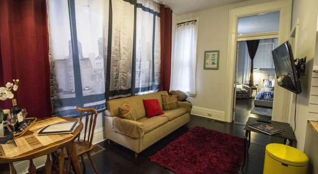 216 E 8th St.  Apartment 1, Забронировать Апартаменты/квартира Отели Ковингтон с парковкой, рядом с Northern Kentucky Convention Center, Парковка