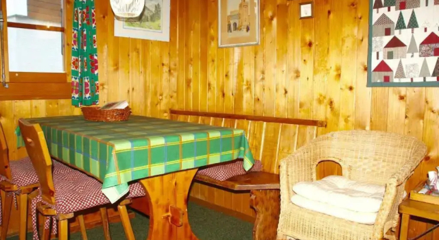 Le Petit Capricornus, Prenota Hotel Hotel a Canton Vallese con parcheggio, Parcheggio