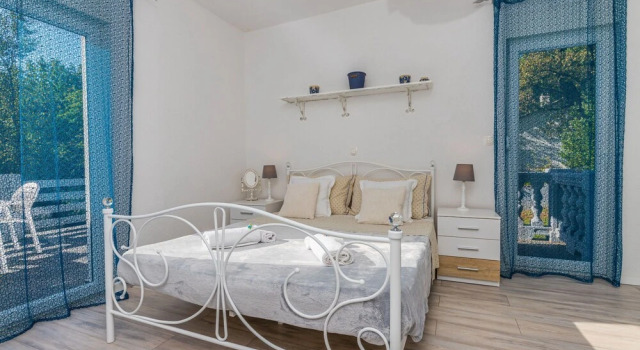 House Pavlina, Забронировать Отель Бласковичи 