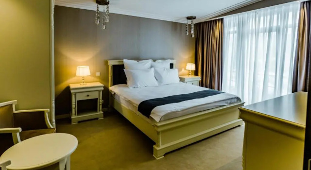 Апартаменты Deluxe HOTEL CARPAT INN