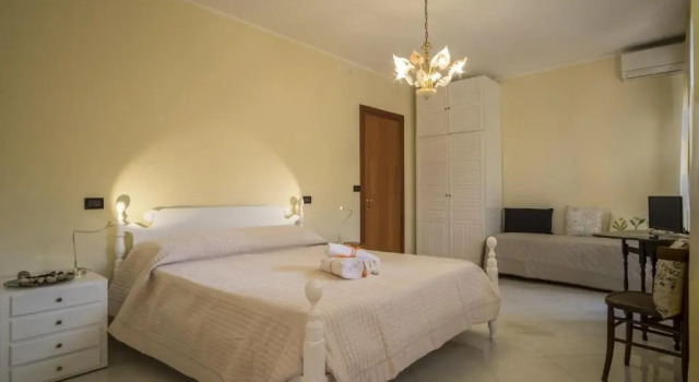 Camera Luxury Geo House BB