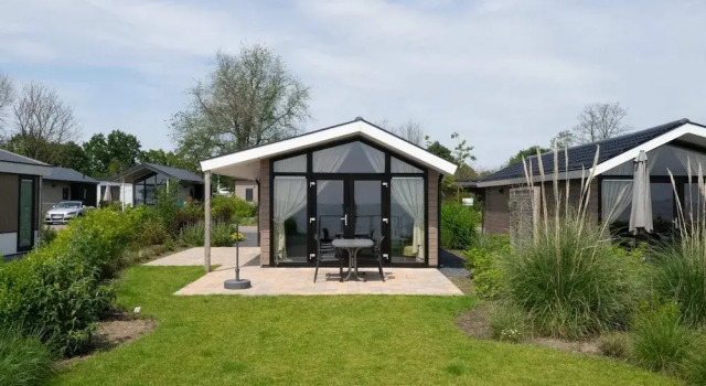 Шале Modern Chalet Located on the Markermeer