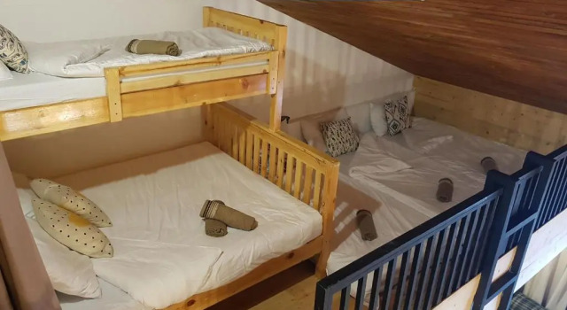 Апартаменты HOMESTAY DE MARQS - STYLISH and SPACIOUS 3 BEDROOM VACATION HOME