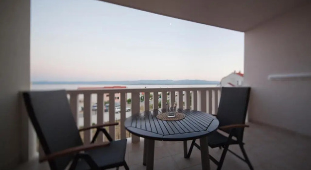 Апартаменты c 1 комнатой с балконом и с видом на море Apartments Lovely Croatia