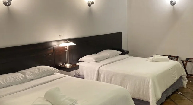 Четырёхместный полулюкс Hotel Casa Real Del Café