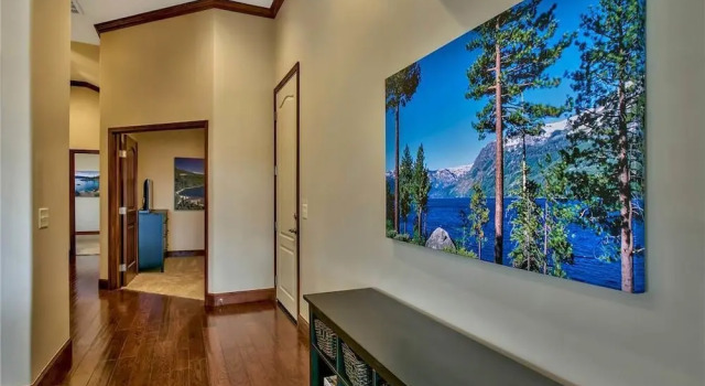 Conifer - 3 Br condo by RedAwning