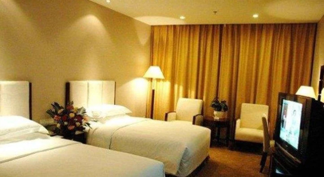 World Traders Hotel Zunyi, Buchen Sie Hotel Zunyi Guizhou