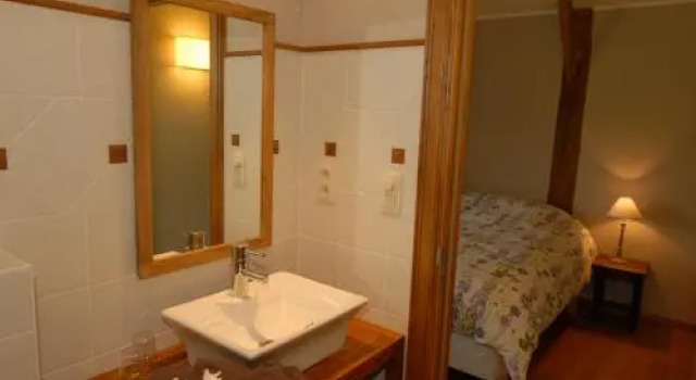 Guesthouse Aioli, Забронировать Мини-отель Пализёль Land of Bouillon