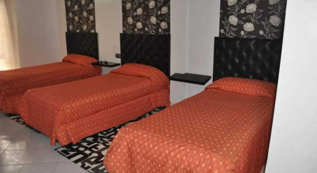 Трёхместный номер Standard Hôtel Marina