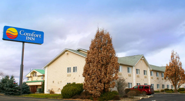 Кровать в общем номере Comfort Inn Ellensburg